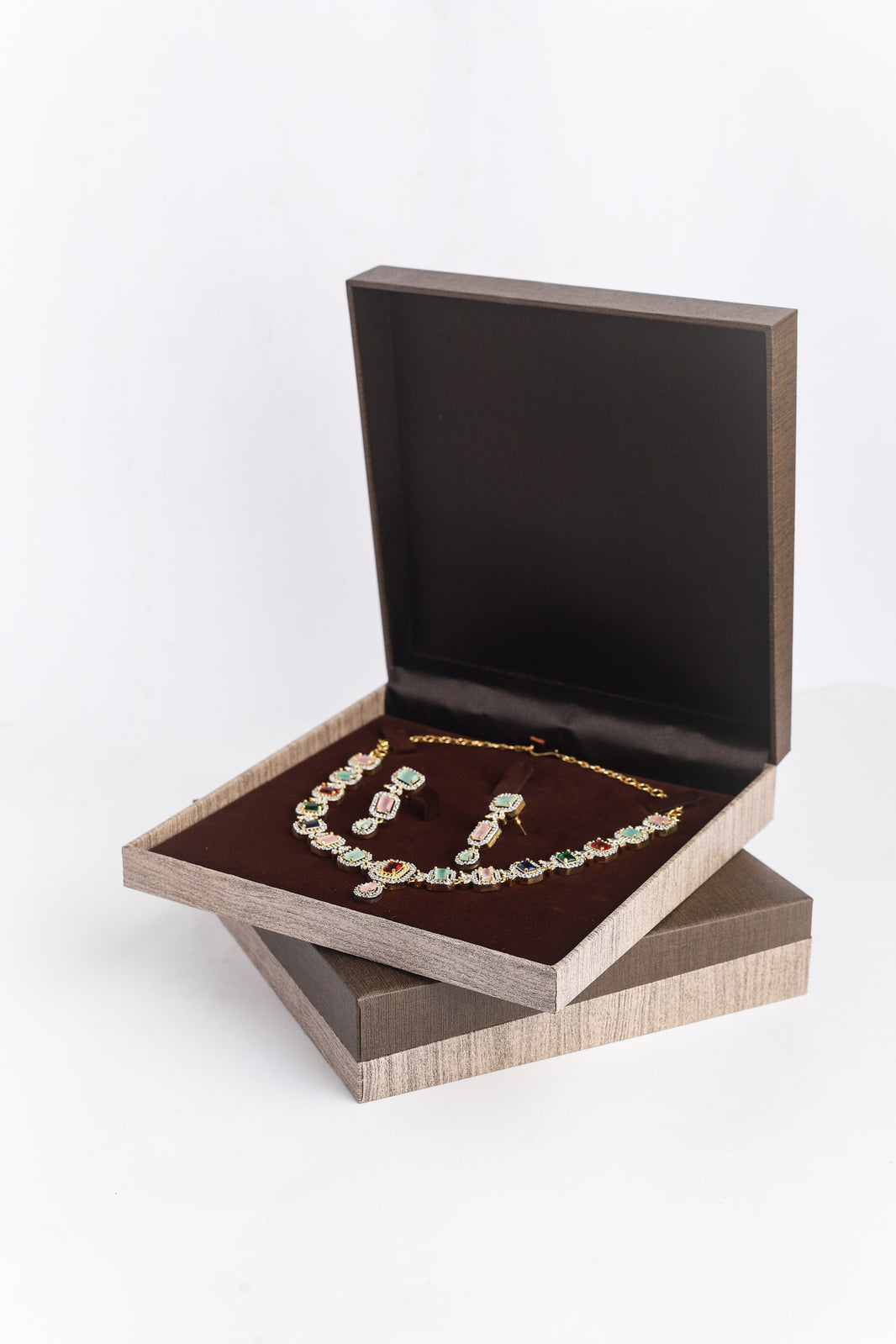 Necklace Set Box DC