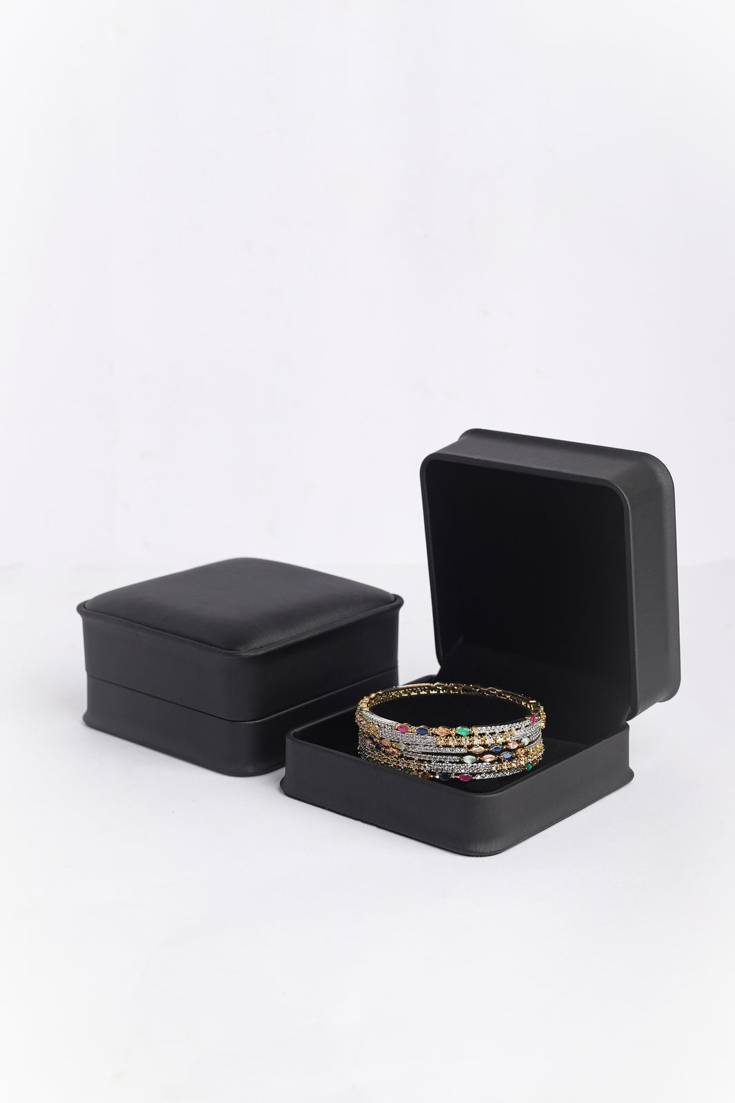 Bangle Box Half Inch LC