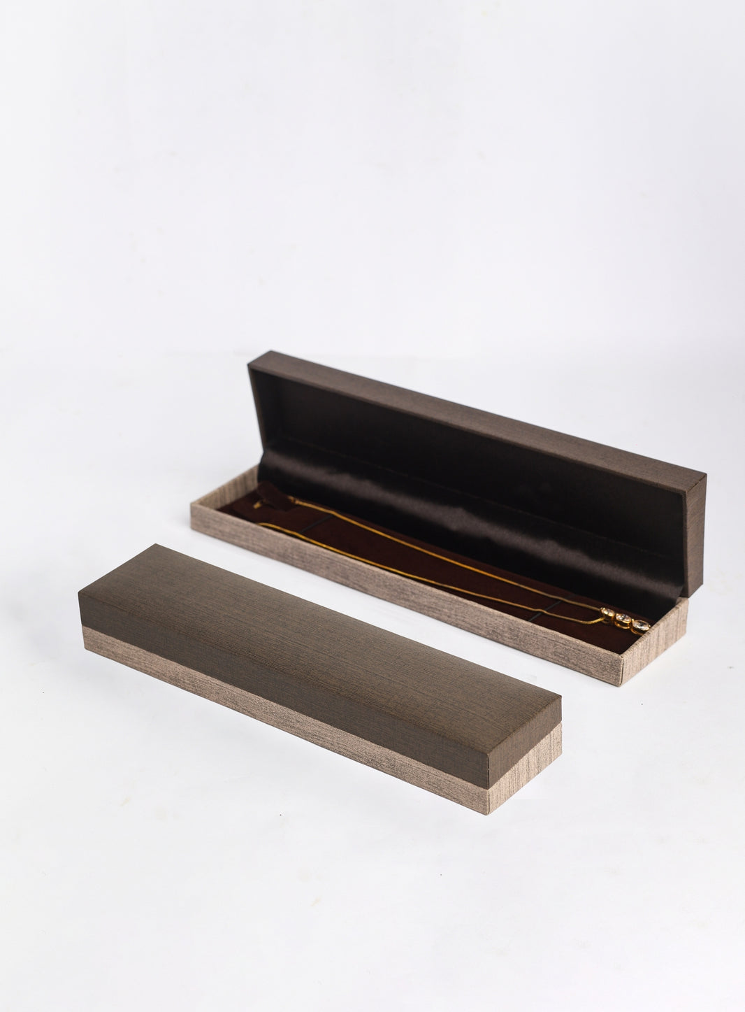 Locket Chain Box DC