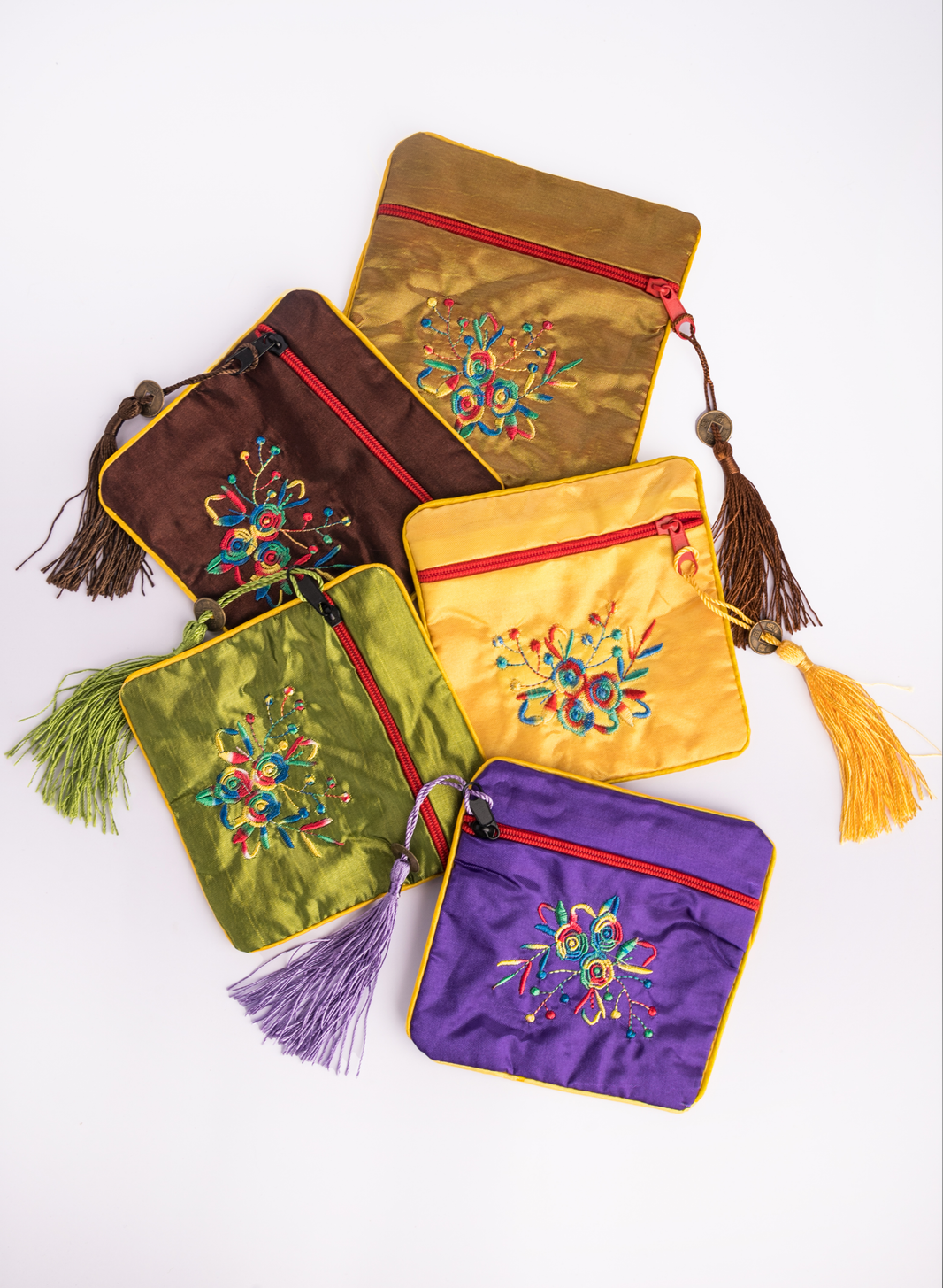 POUCH DORI TASSEL C
