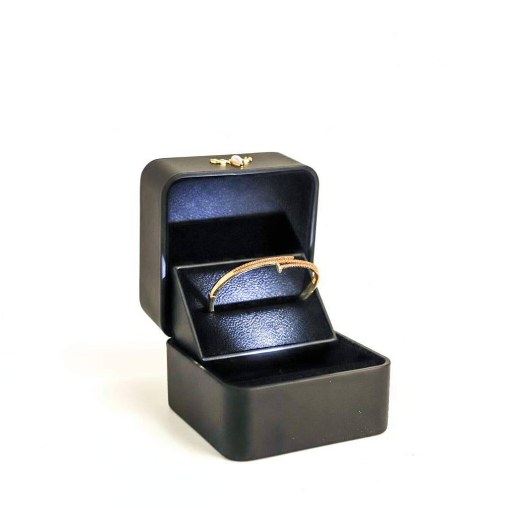 Markhor Signature LED Ring Box